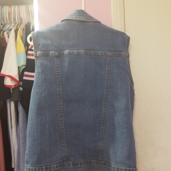 Jean jacket - Picture 2 of 3